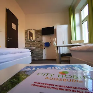 Hostal City Hostel